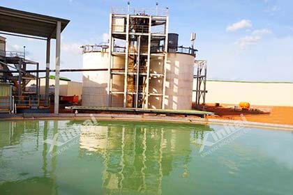 Thickener to manage mining waste